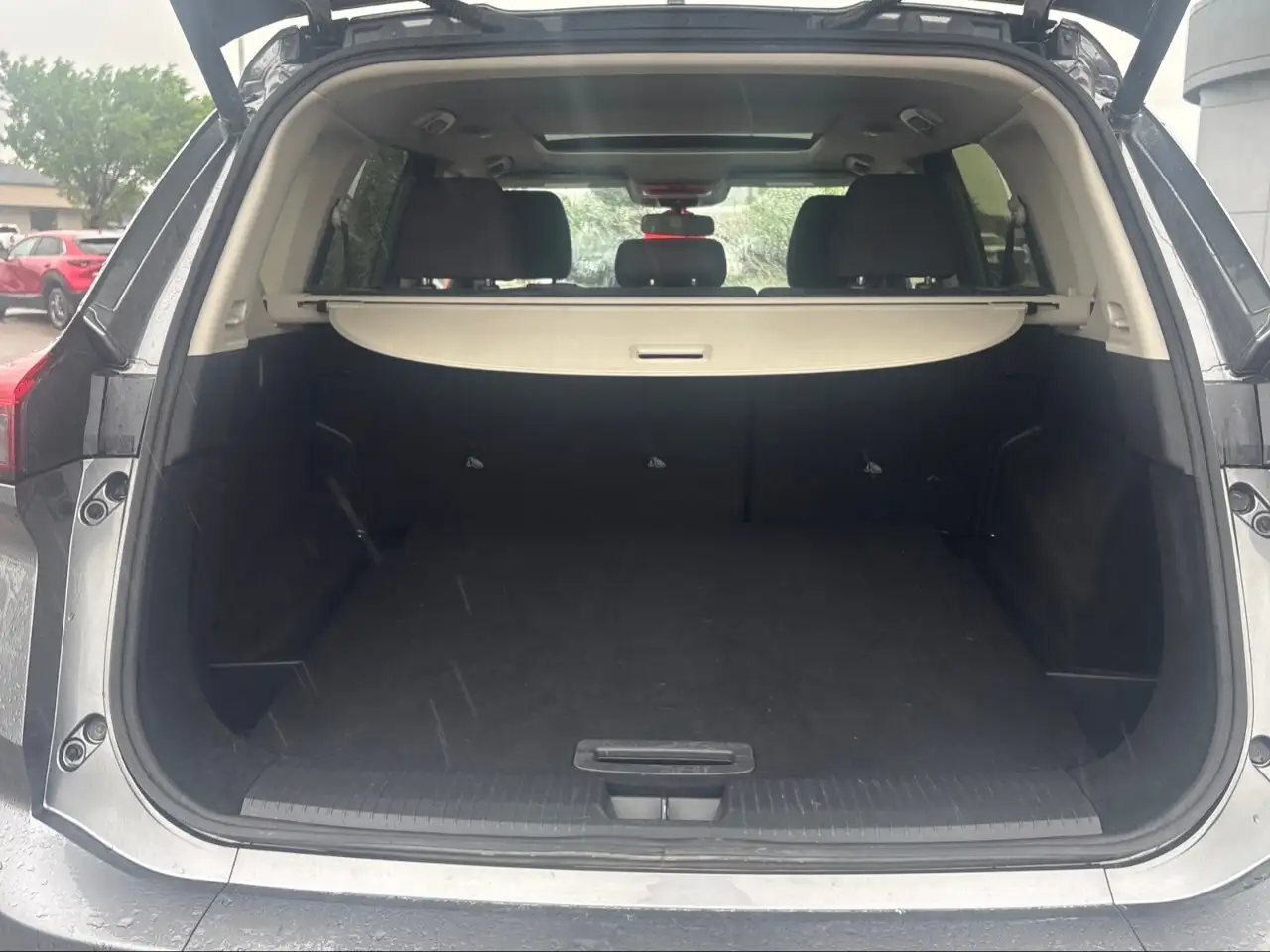 Nissan Rogue снимка Nissan Rogue