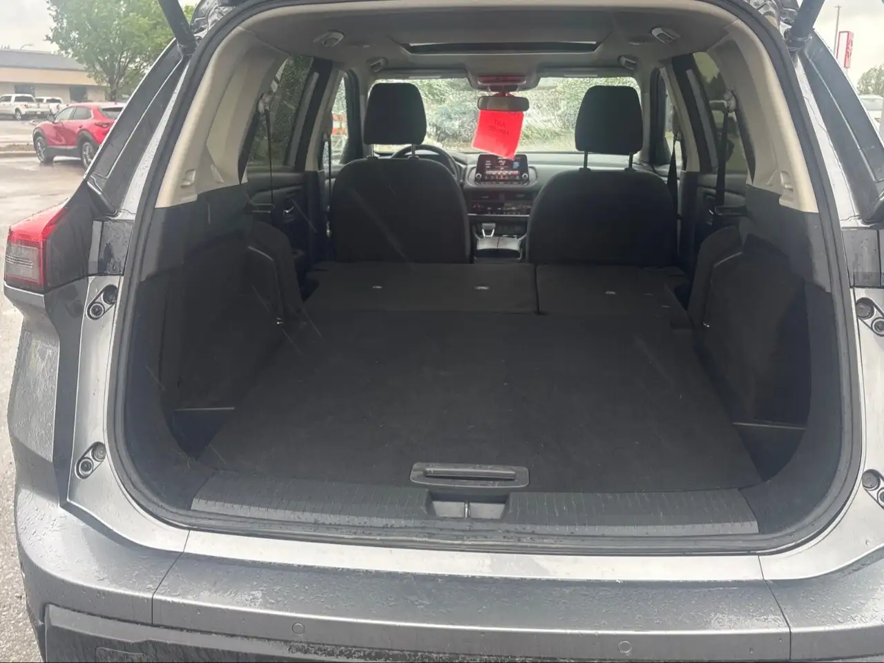 Nissan Rogue снимка Nissan Rogue