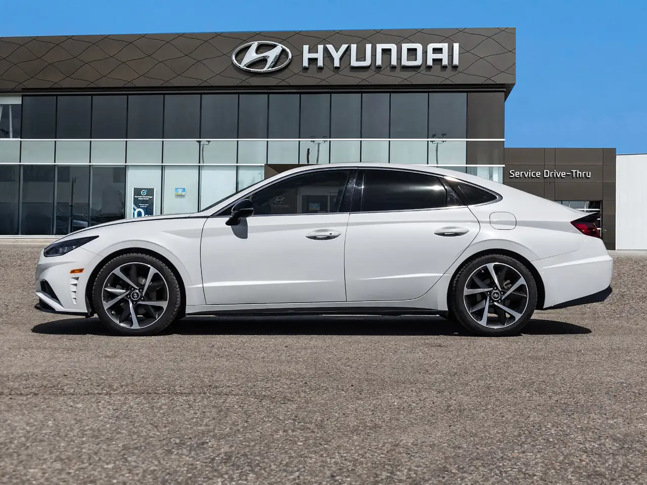 Hyundai SONATA снимка Hyundai SONATA
