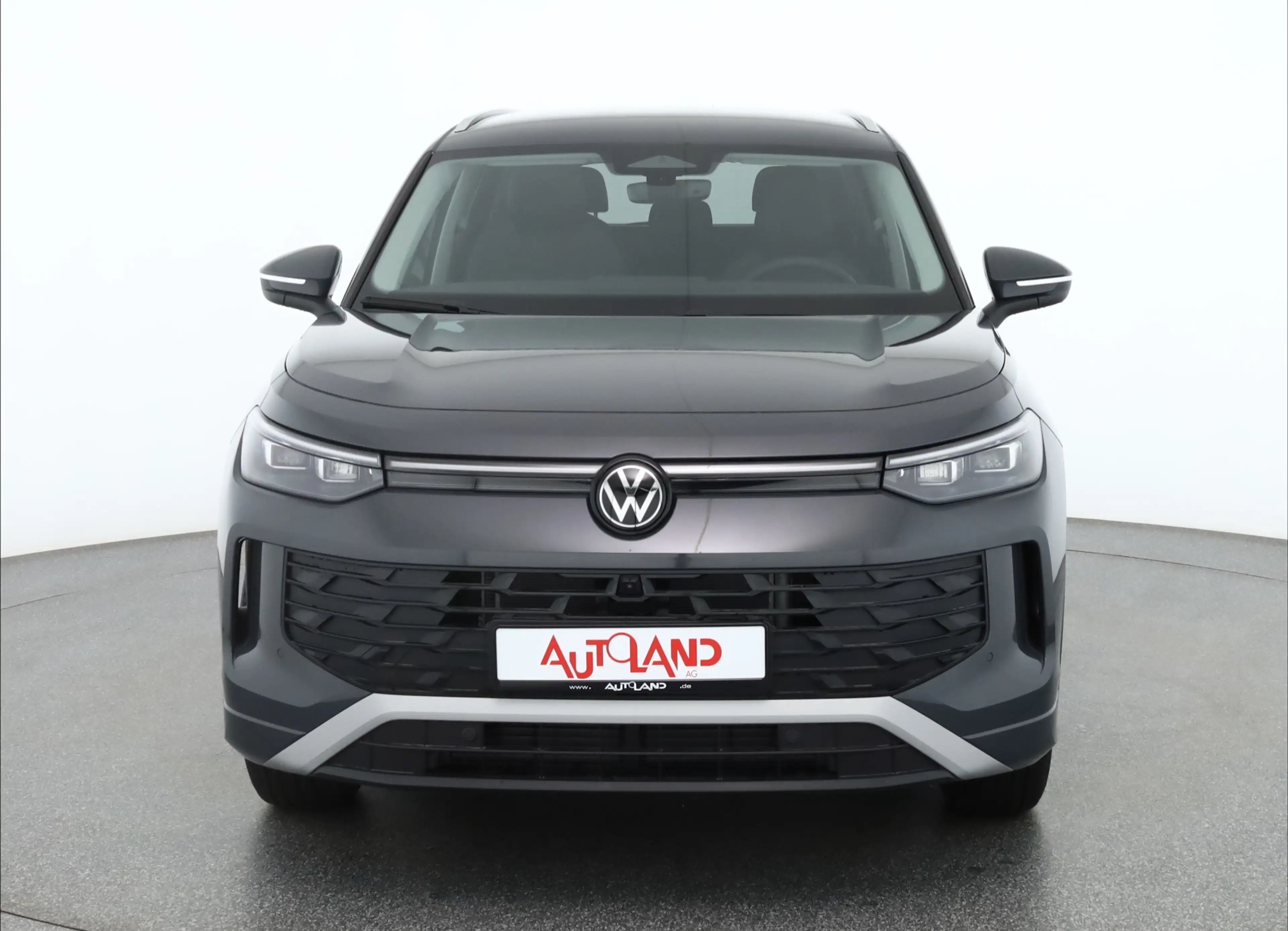 Volkswagen Tayron 1.5 eTSI DSG LED ACC AHK 360° — photo 8