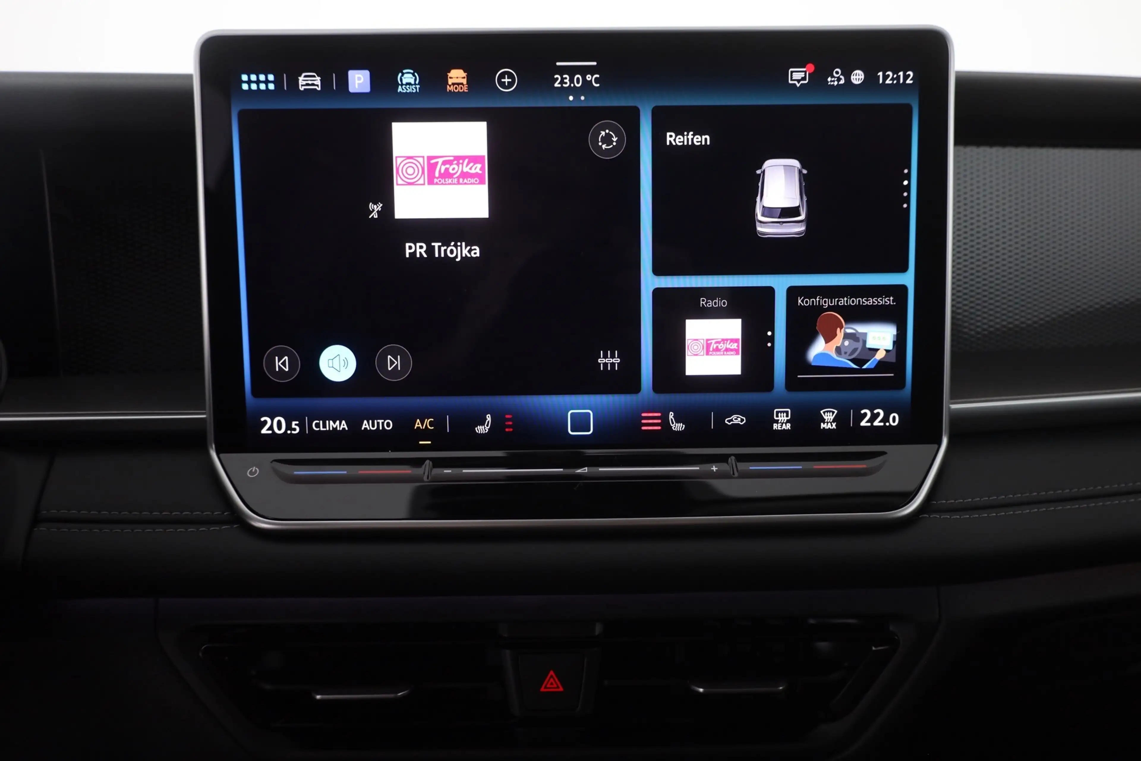 Volkswagen Tayron 1.5 eTSI DSG LED ACC AHK 360° — photo 11