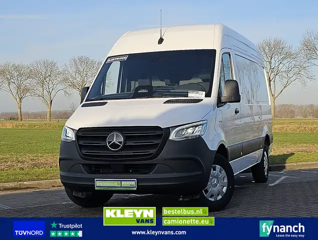 Mercedes-Benz ESPRINTER 81kWh 300KmWLTP L2H2