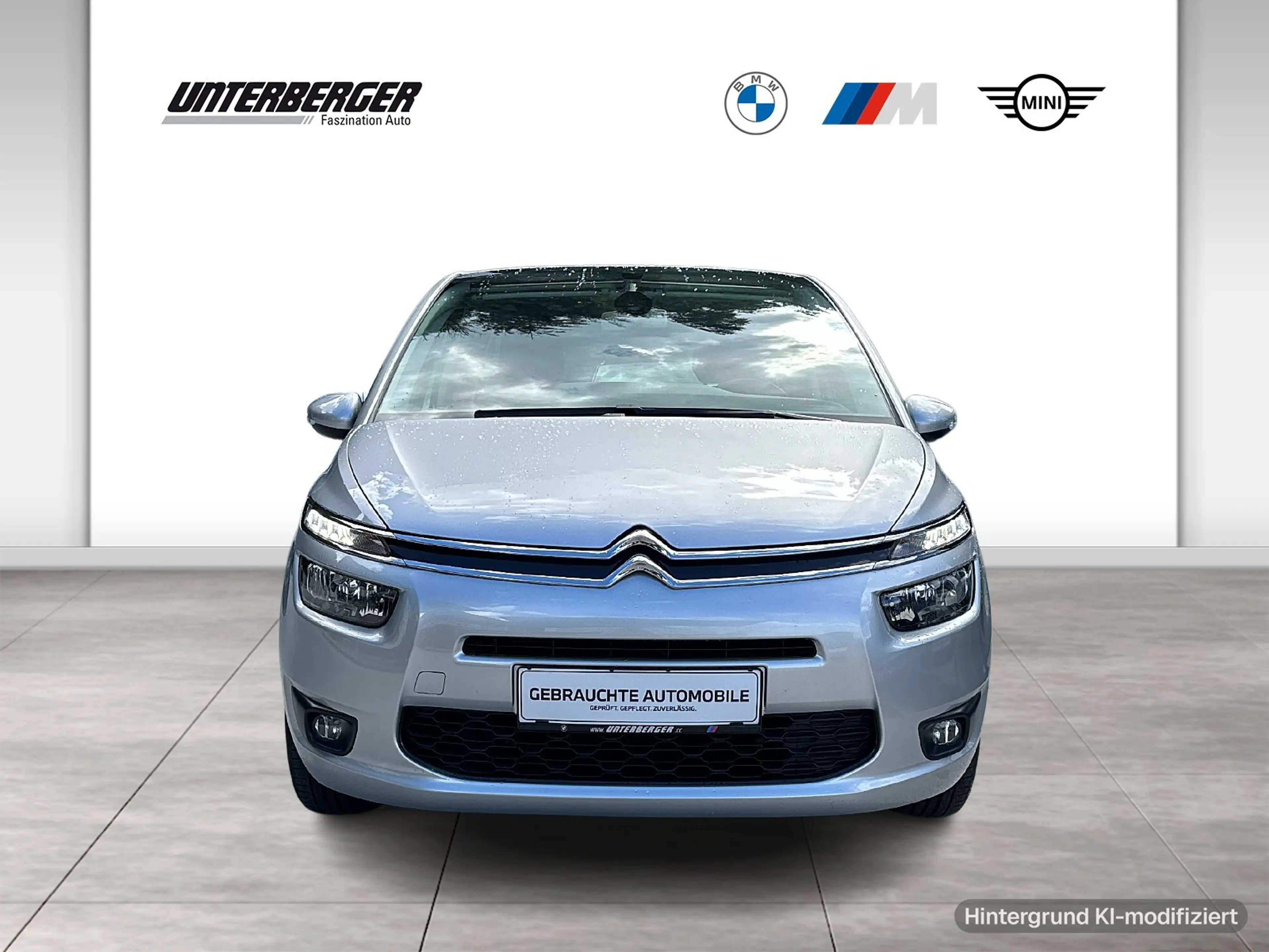 Citroen Grand C4 Picasso — photo 2
