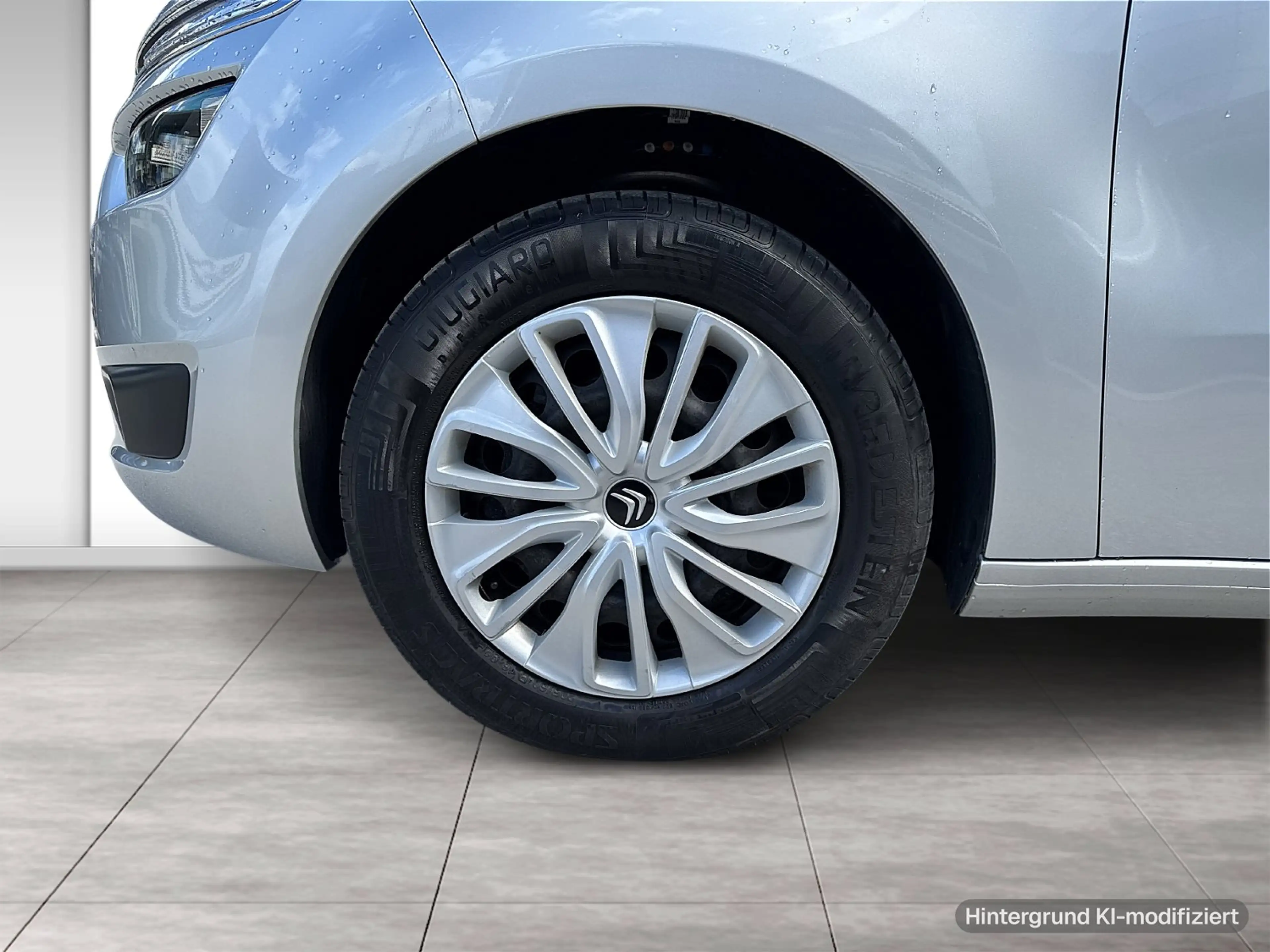 Citroen Grand C4 Picasso — photo 6