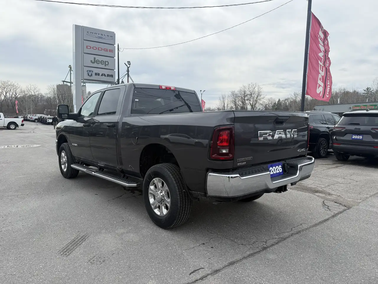 RAM 2500 снимка RAM 2500
