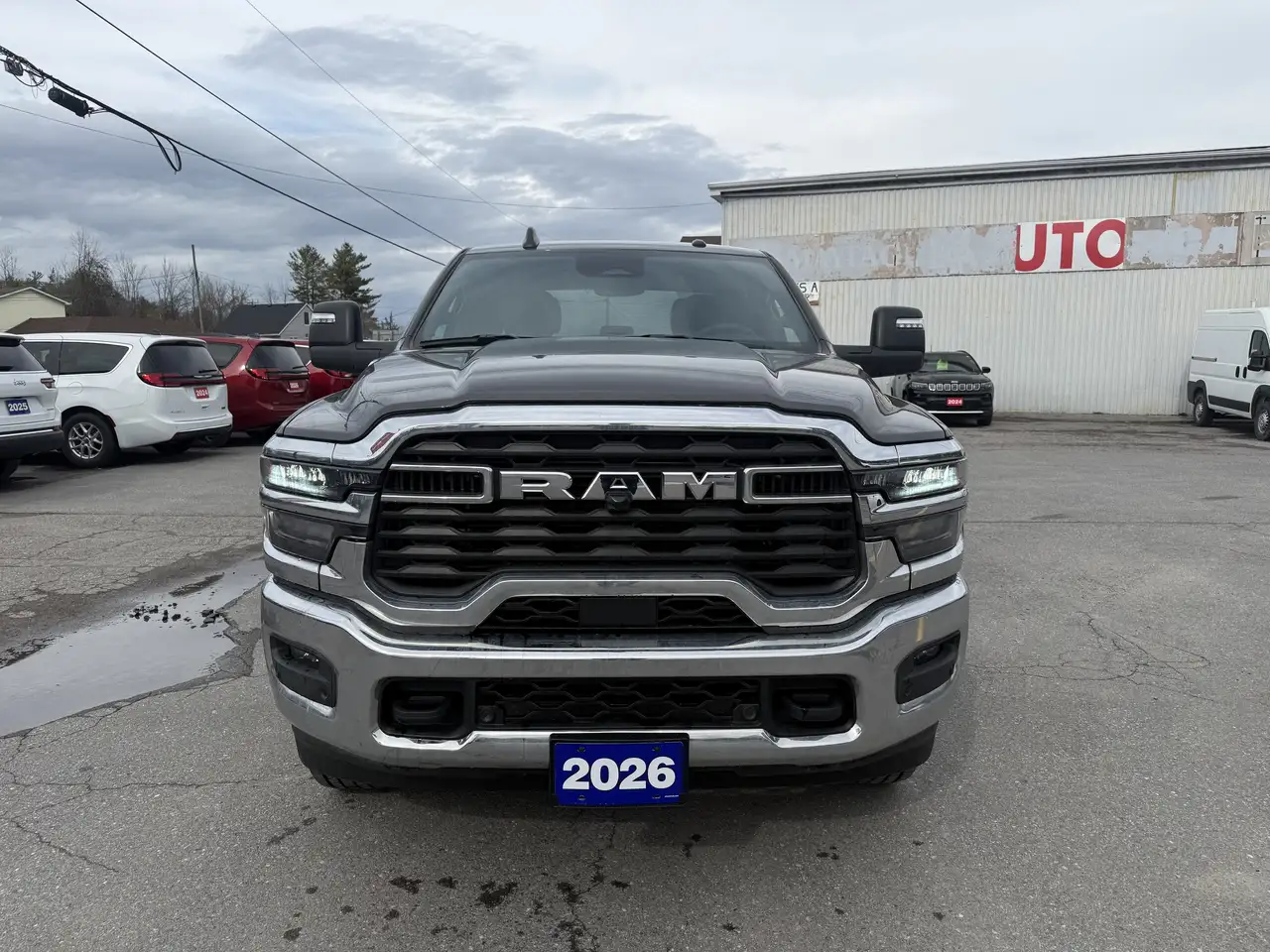 RAM 2500 снимка RAM 2500