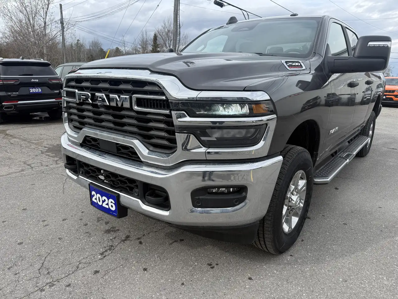 RAM 2500 снимка RAM 2500