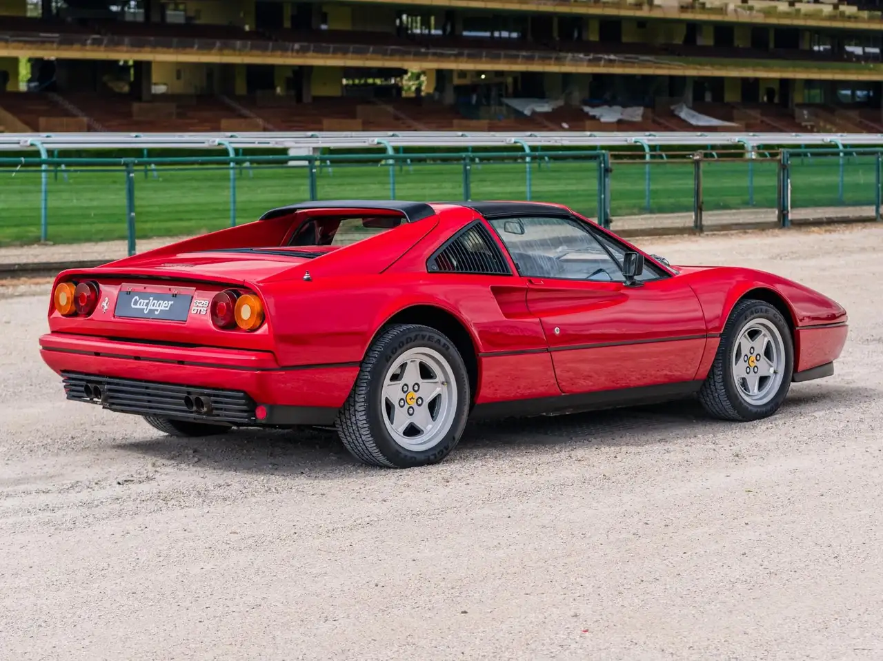 Ferrari 328 GTS, foto 2