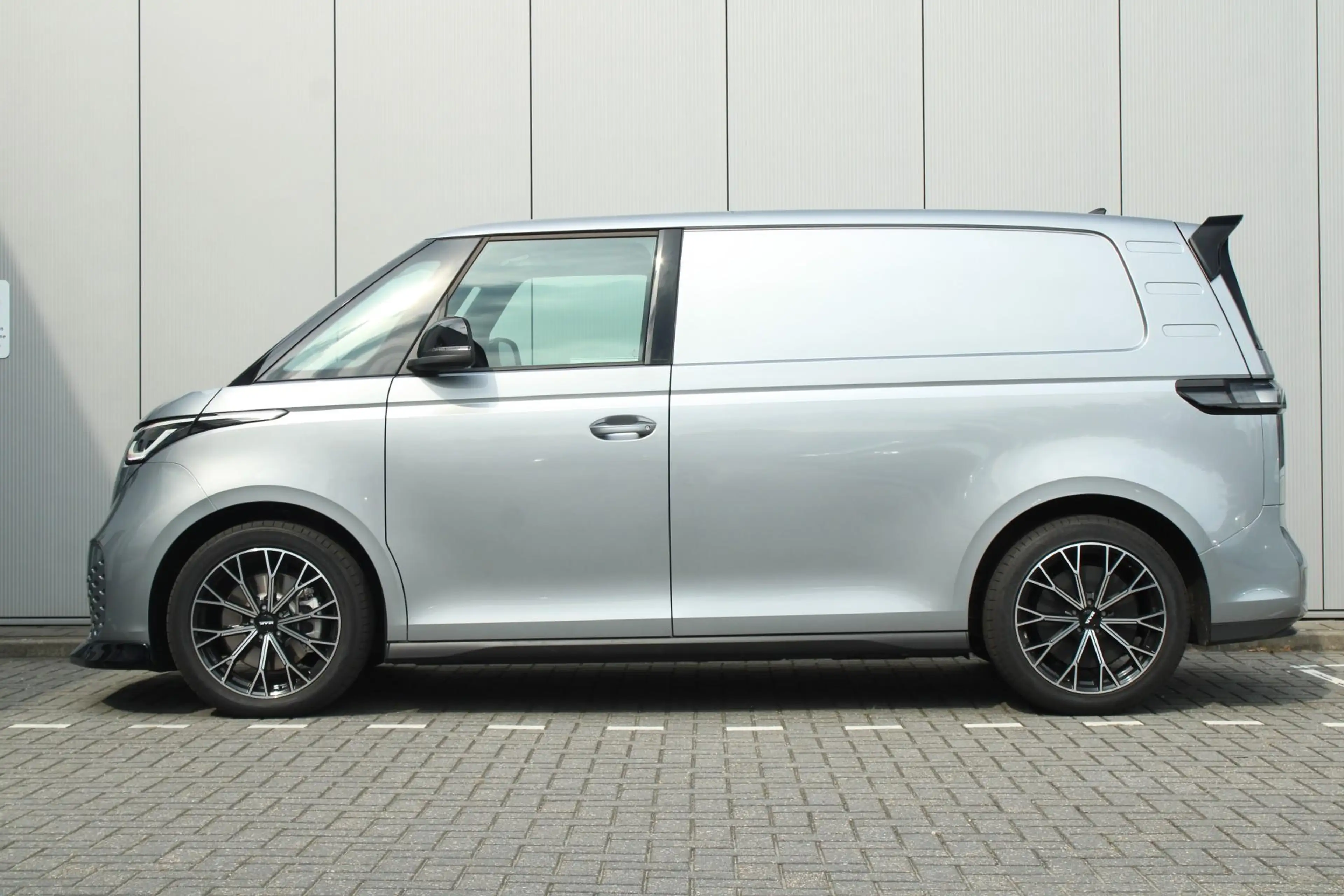 Volkswagen ID. Buzz Cargo 286pk 79 kWh | 20" Velgen | Trekhaak | Assistentie — photo 14