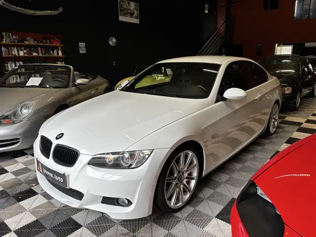 BMW 335 335i coupé E92 Sport design Boite manuelle 6