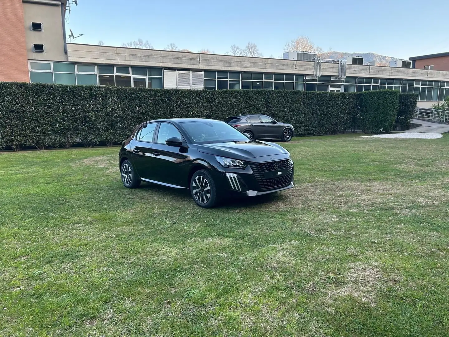 Peugeot 208 e- style - motore elettrico 136cv Schwarz - 2