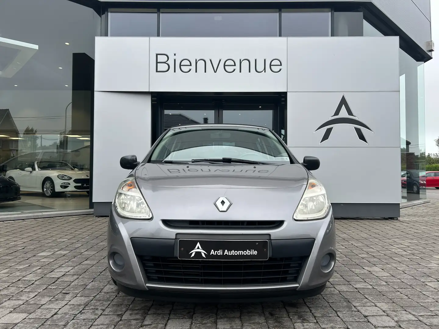 Renault Clio 1.5 dCi *GARANTIE 12 MOIS* Gris - 2
