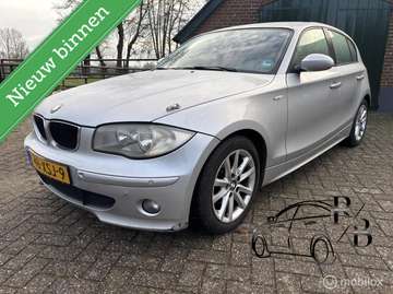 1-serie 118i Executive AUTOMAAT EXPORT KOOPJE!!!!!