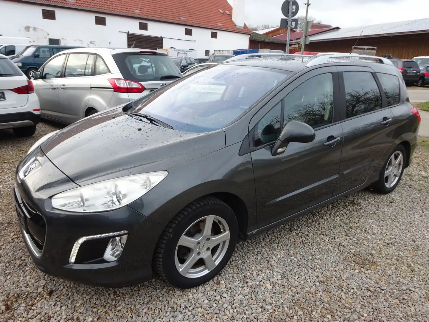 Peugeot 308 SW Allure/Euro 5/Navi/Pano Grau - 2