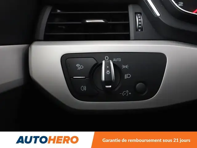 Audi A4 view 28
