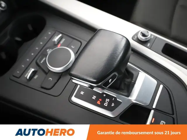 Audi A4 view 24