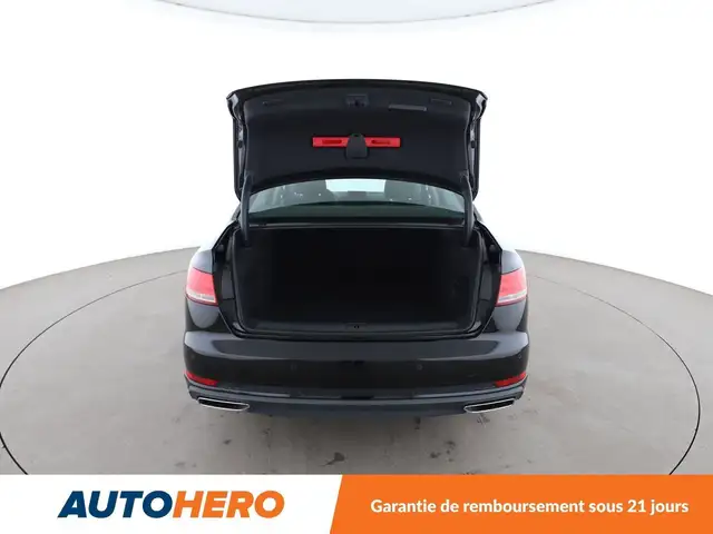 Audi A4 view 16