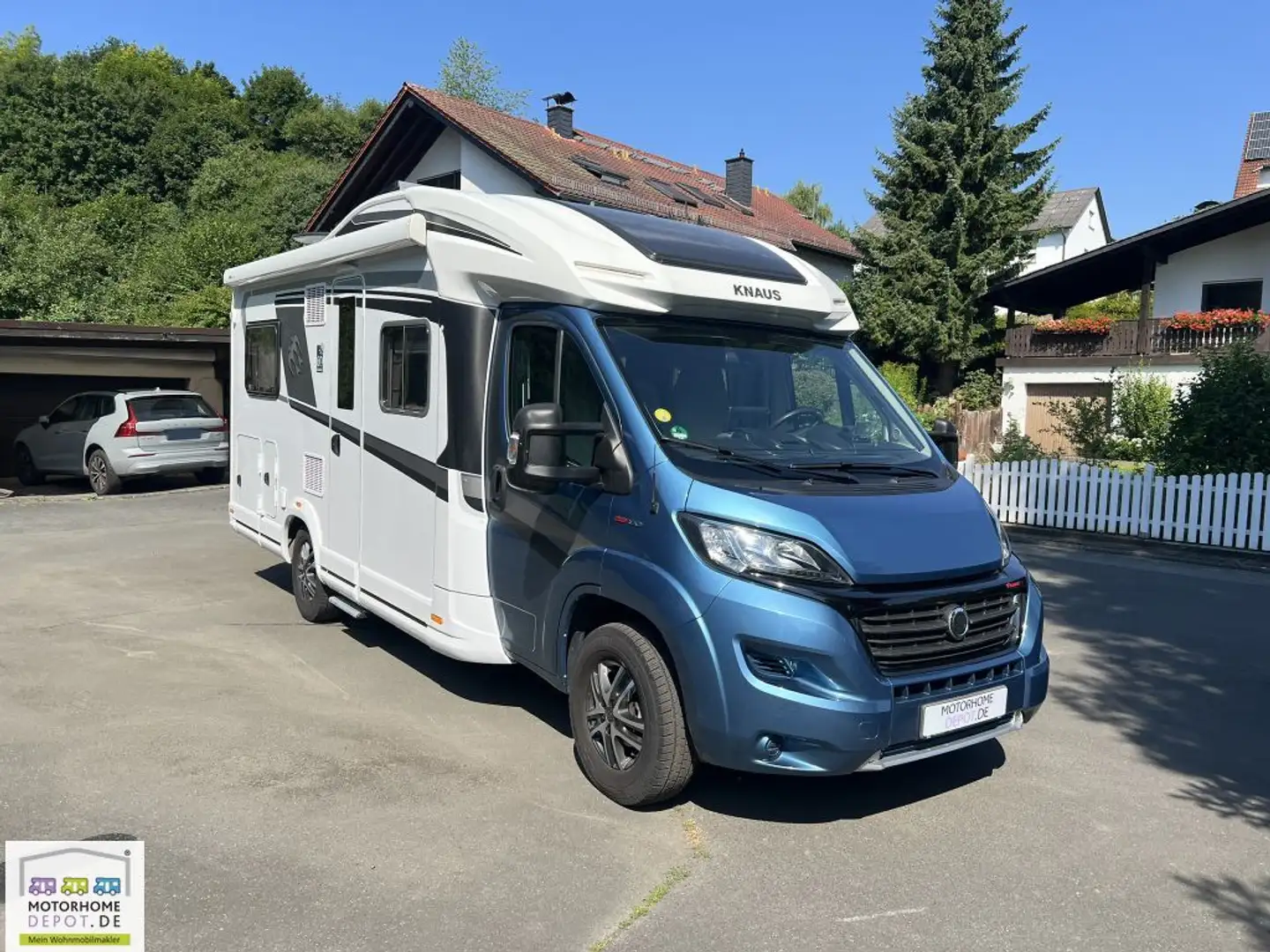 Knaus Sky Wave 650 MF 60 Years Blauw - 1