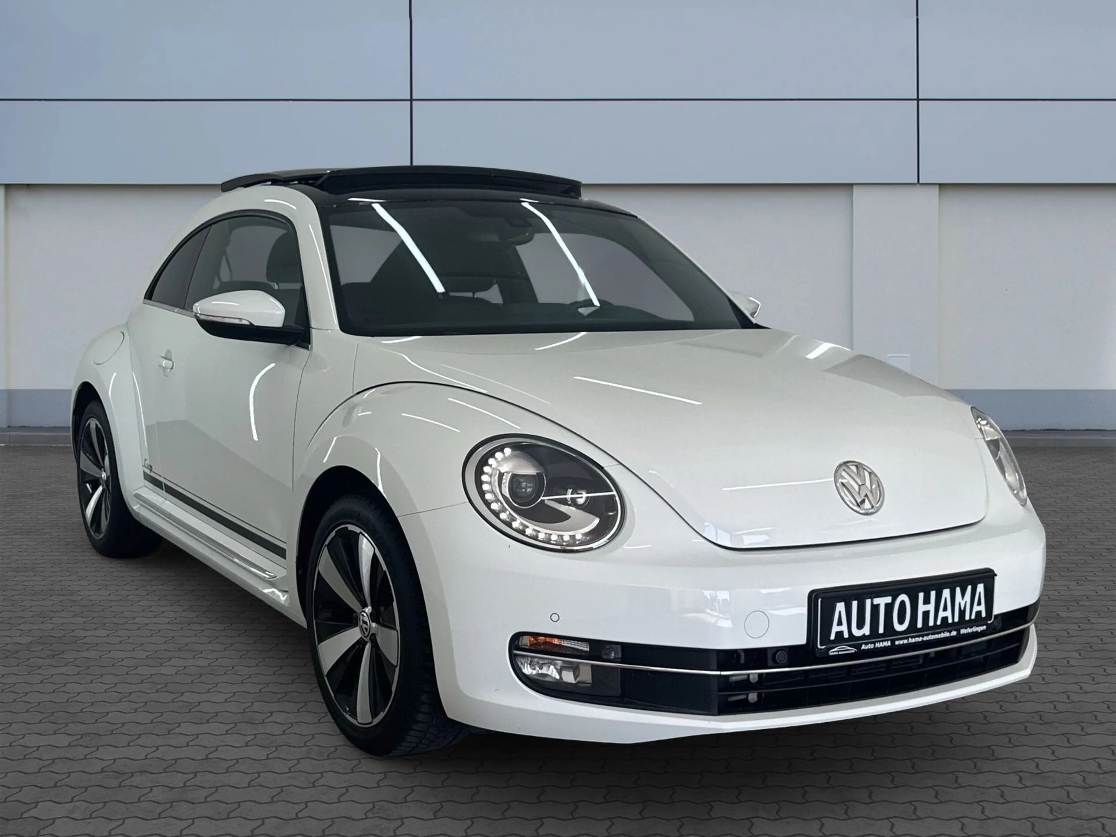 Volkswagen Beetle Lim. Cup 1.4 TSI 140 PS NAV*XEN*BT*FENDR* — photo 5