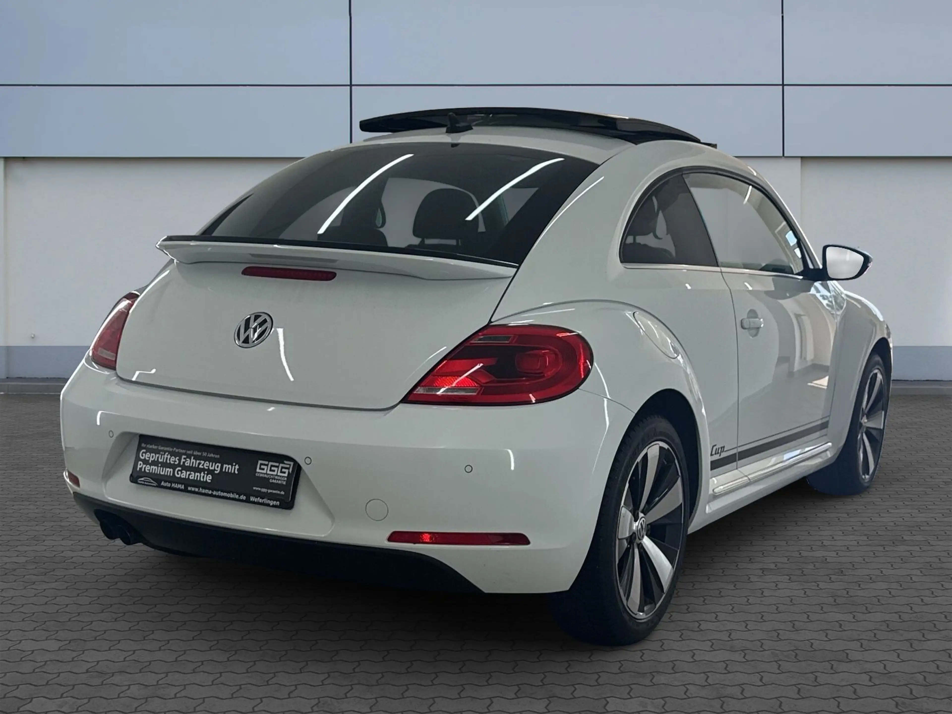 Volkswagen Beetle Lim. Cup 1.4 TSI 140 PS NAV*XEN*BT*FENDR* — photo 2