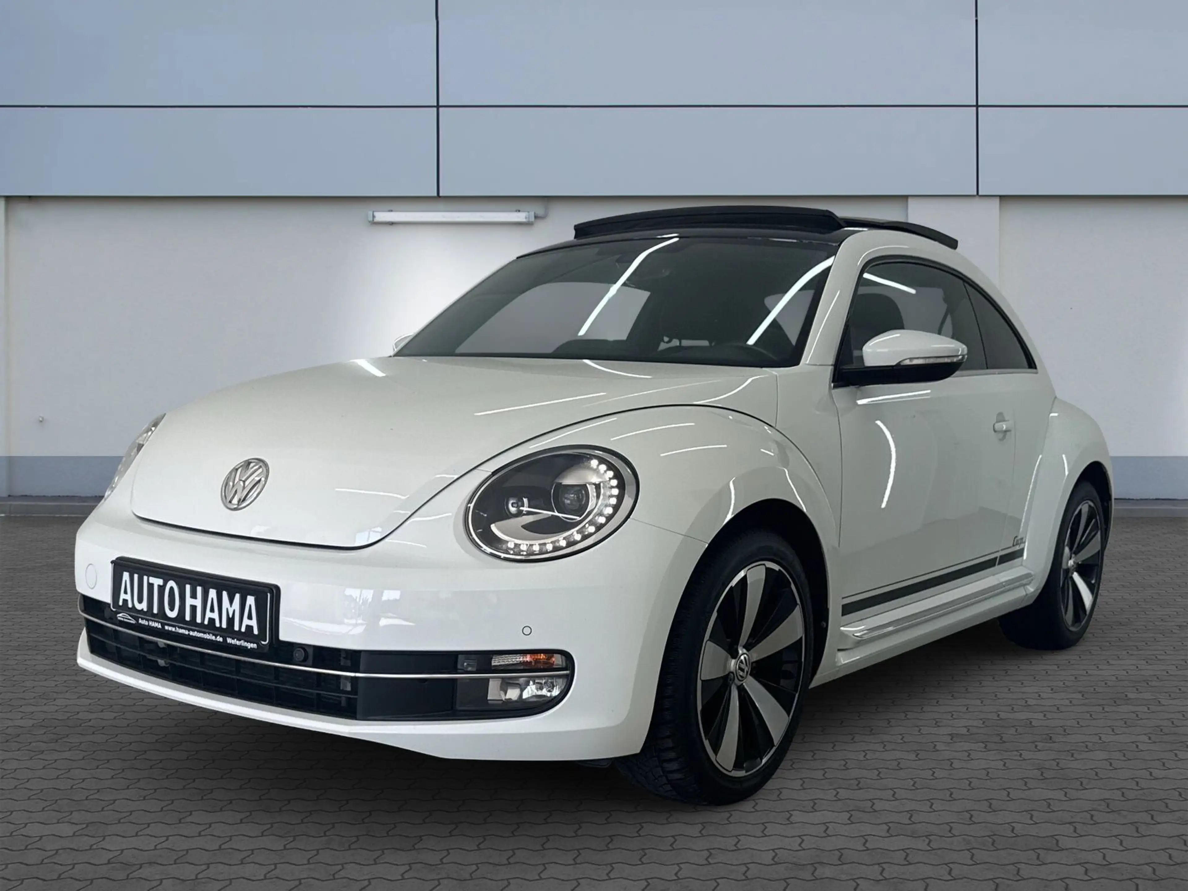 Volkswagen Beetle Lim. Cup 1.4 TSI 140 PS NAV*XEN*BT*FENDR*
