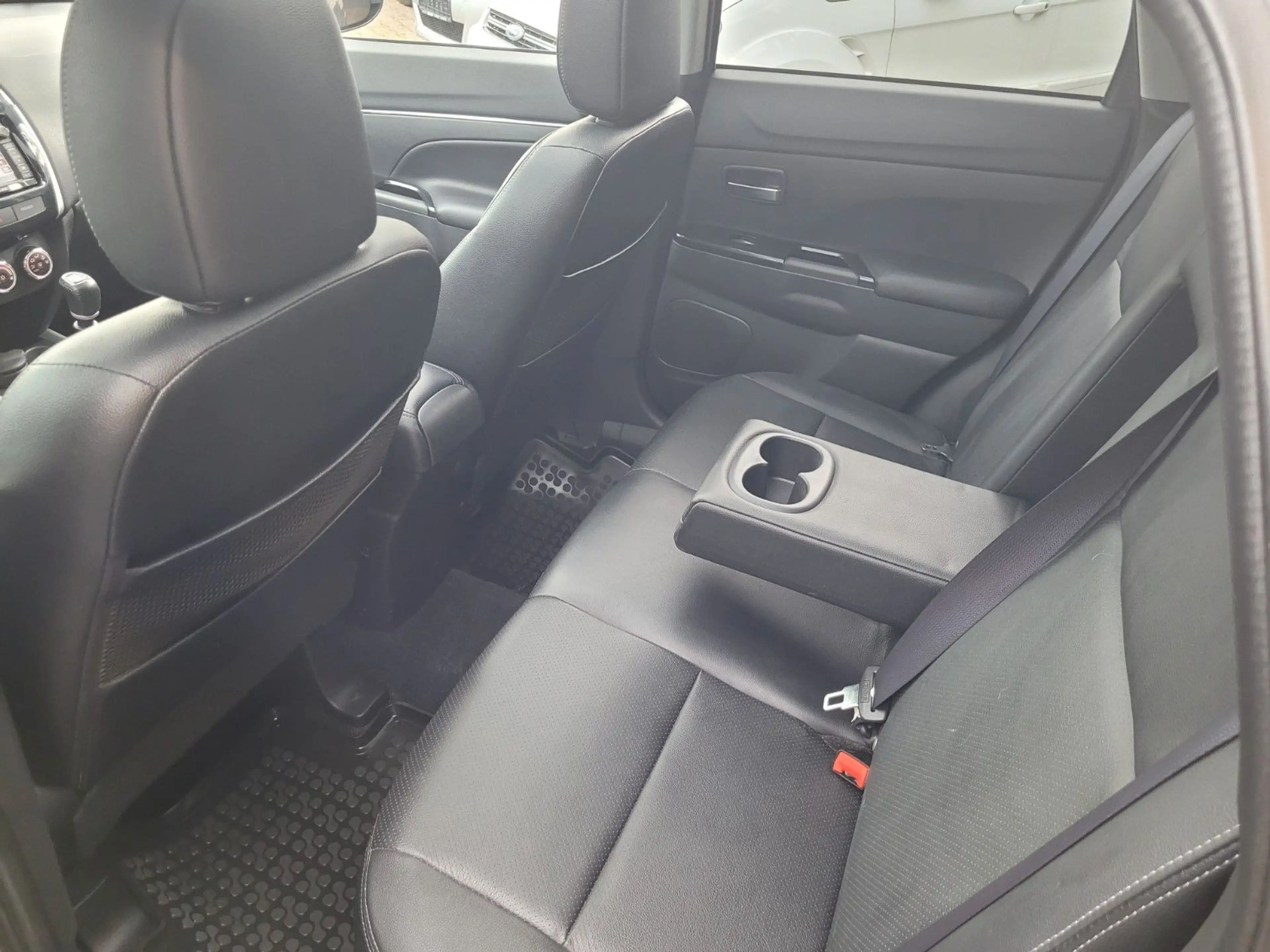 Citroen C4 Aircross 4WD*LEDER*XENON*ZAHNRIEMEN NEU* — photo 14