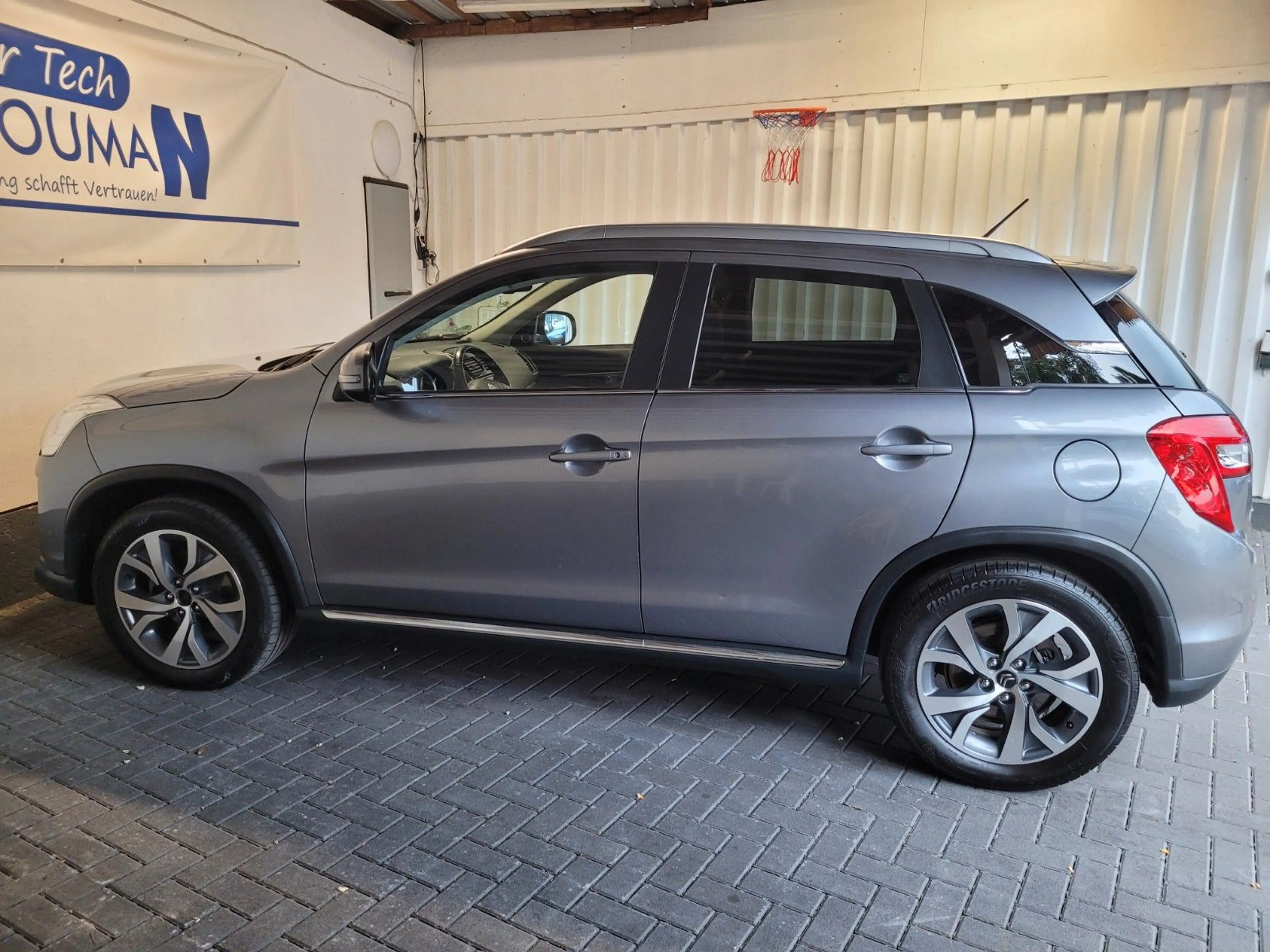 Citroen C4 Aircross 4WD*LEDER*XENON*ZAHNRIEMEN NEU* — photo 6