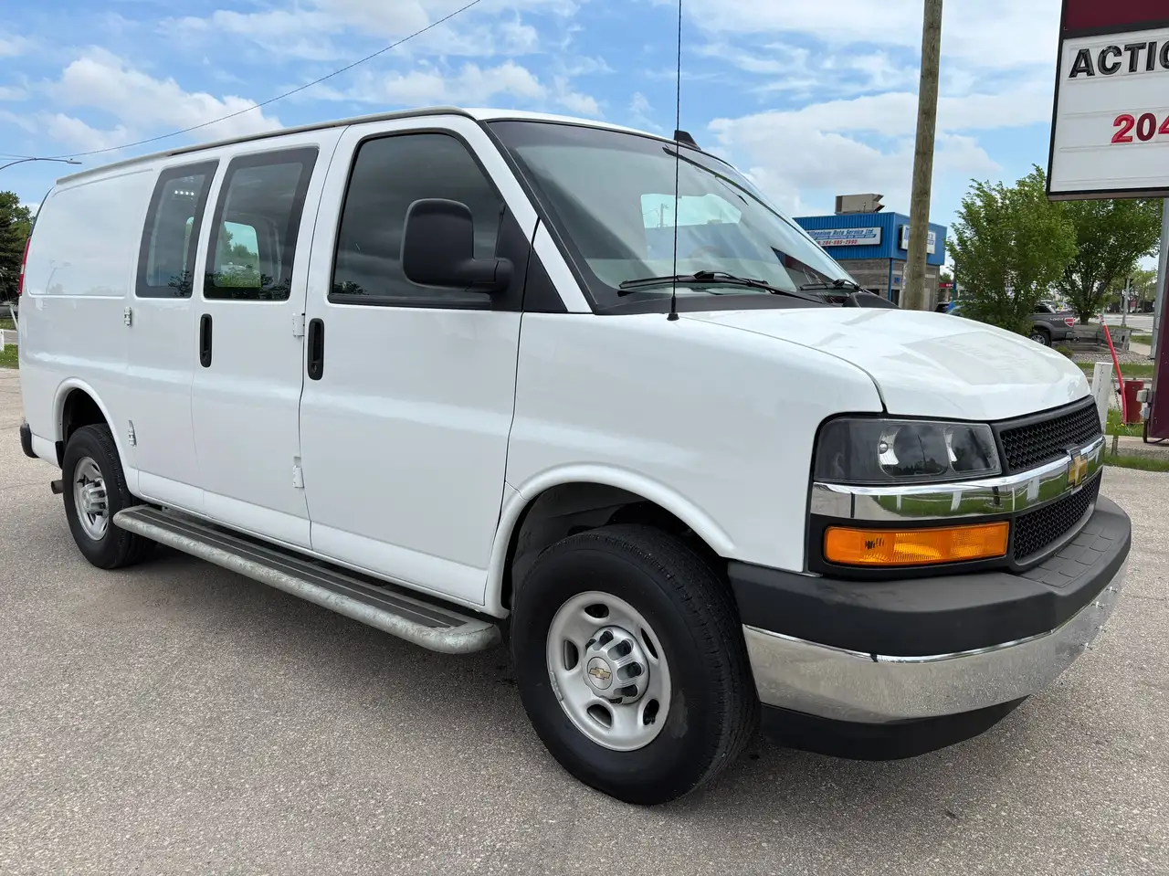 Chevrolet Express 2500 снимка Chevrolet Express 2500