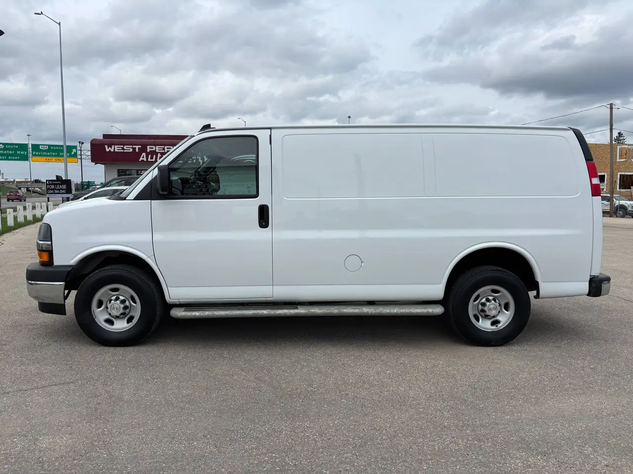 Chevrolet Express 2500 снимка Chevrolet Express 2500