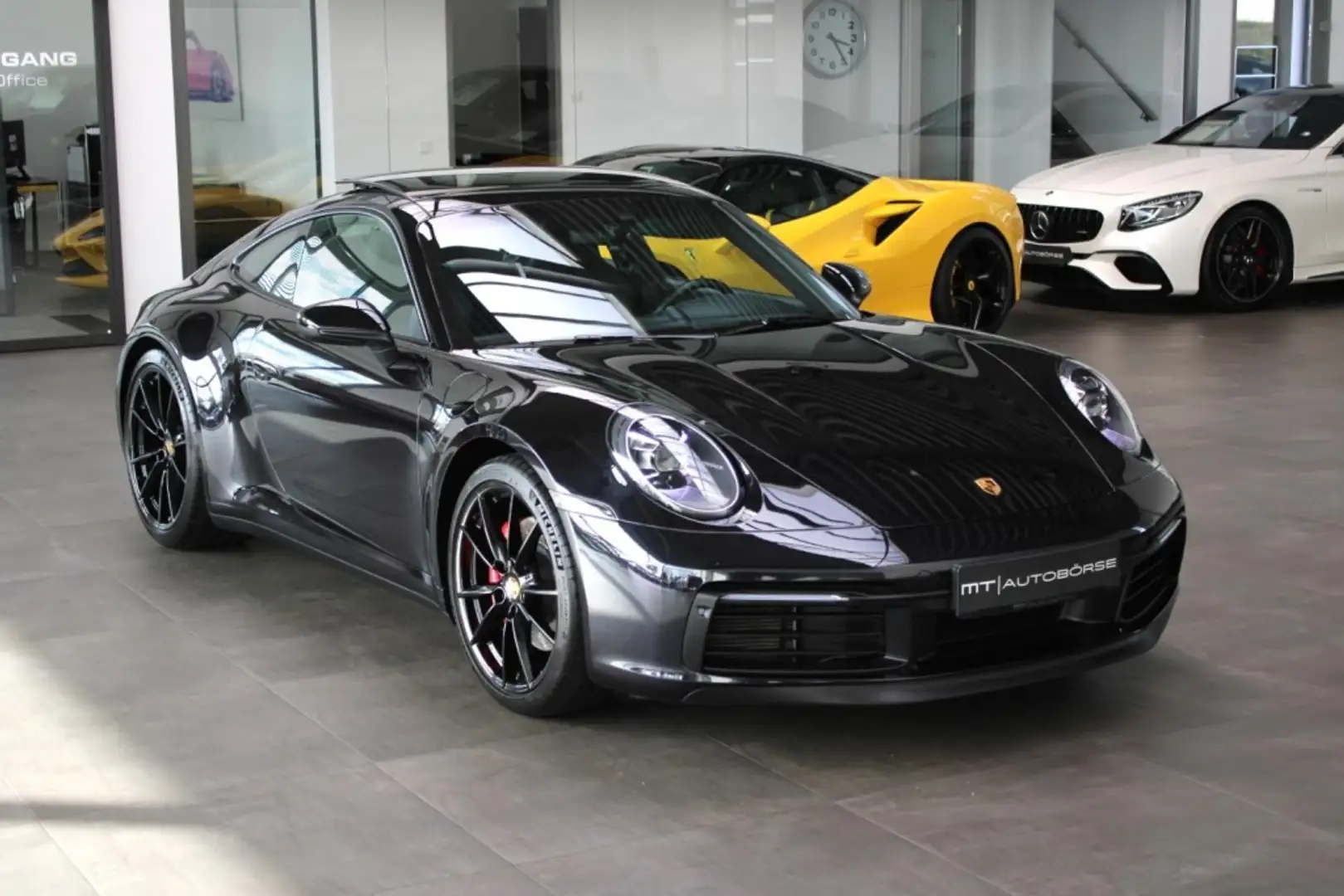 Porsche 992 Carrera S Coupé PDK Negro - 2