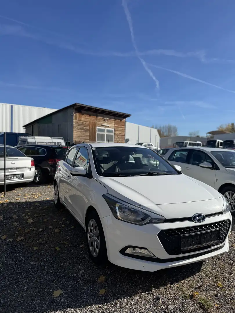 Hyundai i20 1,25 Life - 2