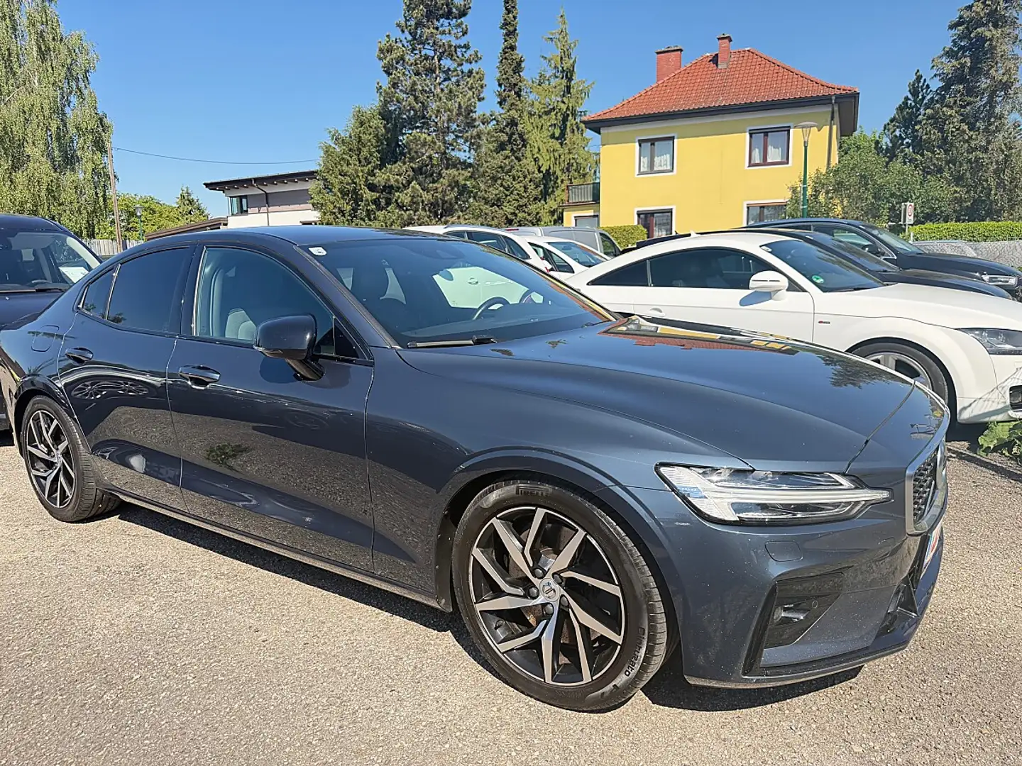 Volvo S60 T6 AWD R-Design Pro Geartronic Blau - 1
