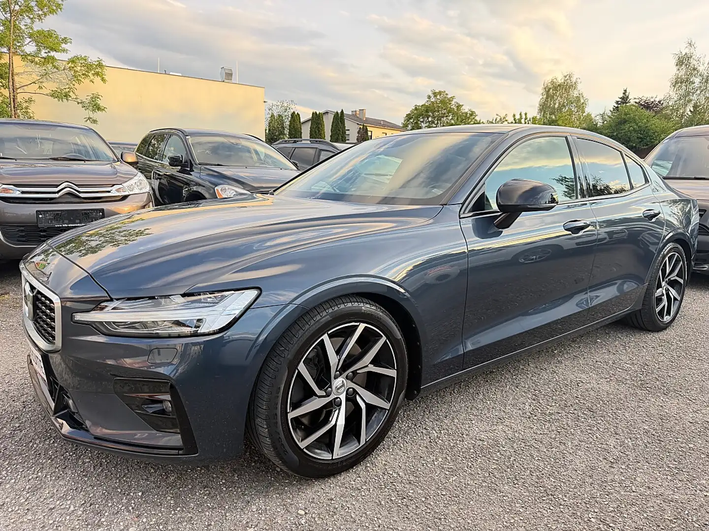 Volvo S60 T6 AWD R-Design Pro Geartronic Blau - 2