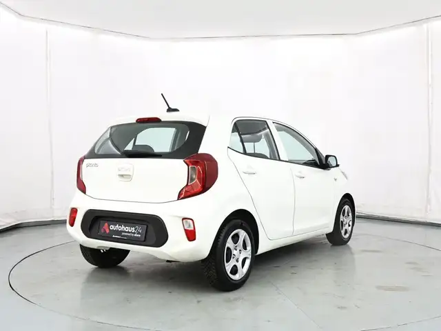 Kia Picanto view 5