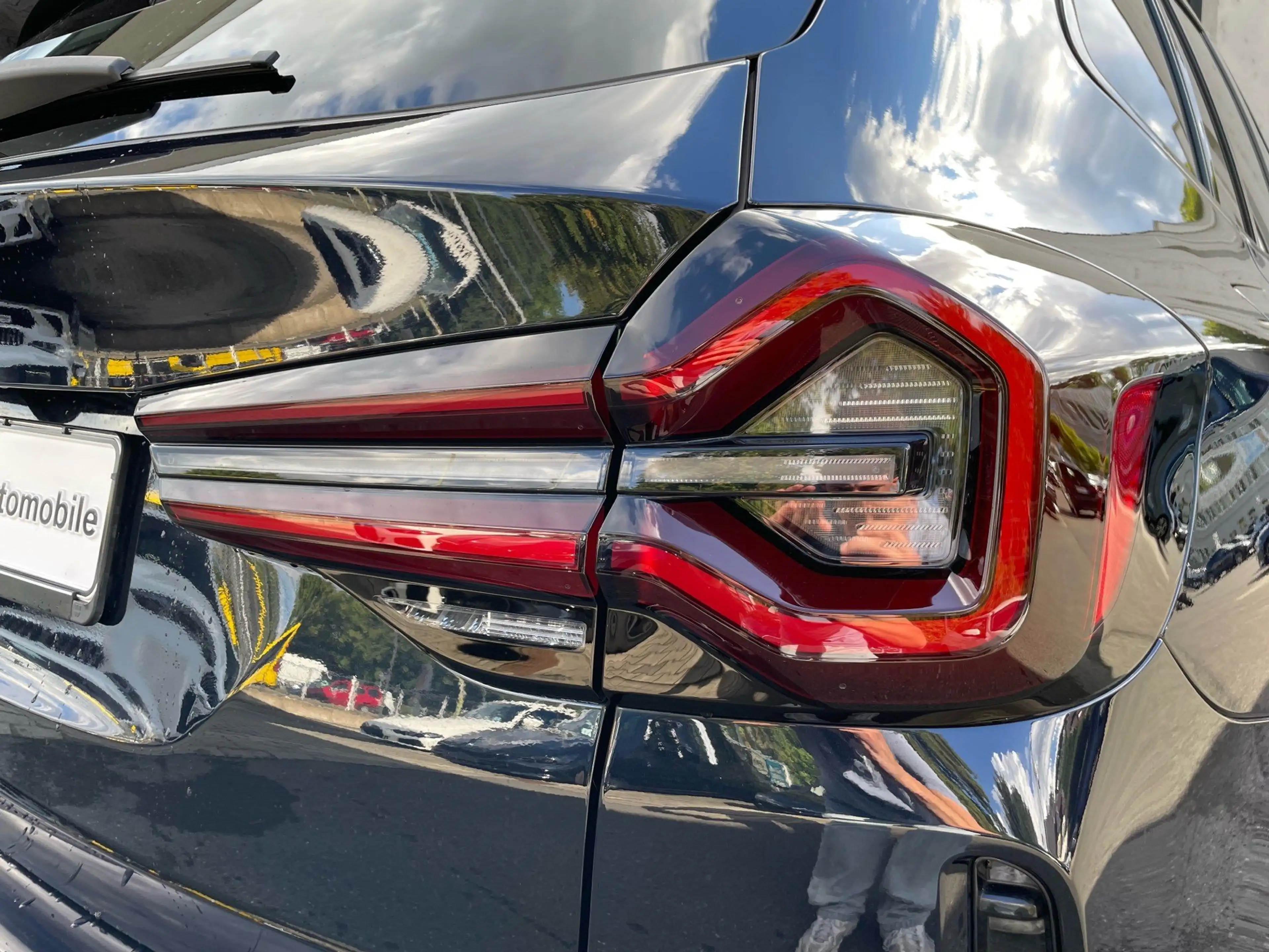 BMW iX3 Impressive || Pano H&K HeadUp AHK Head-Up — photo 33