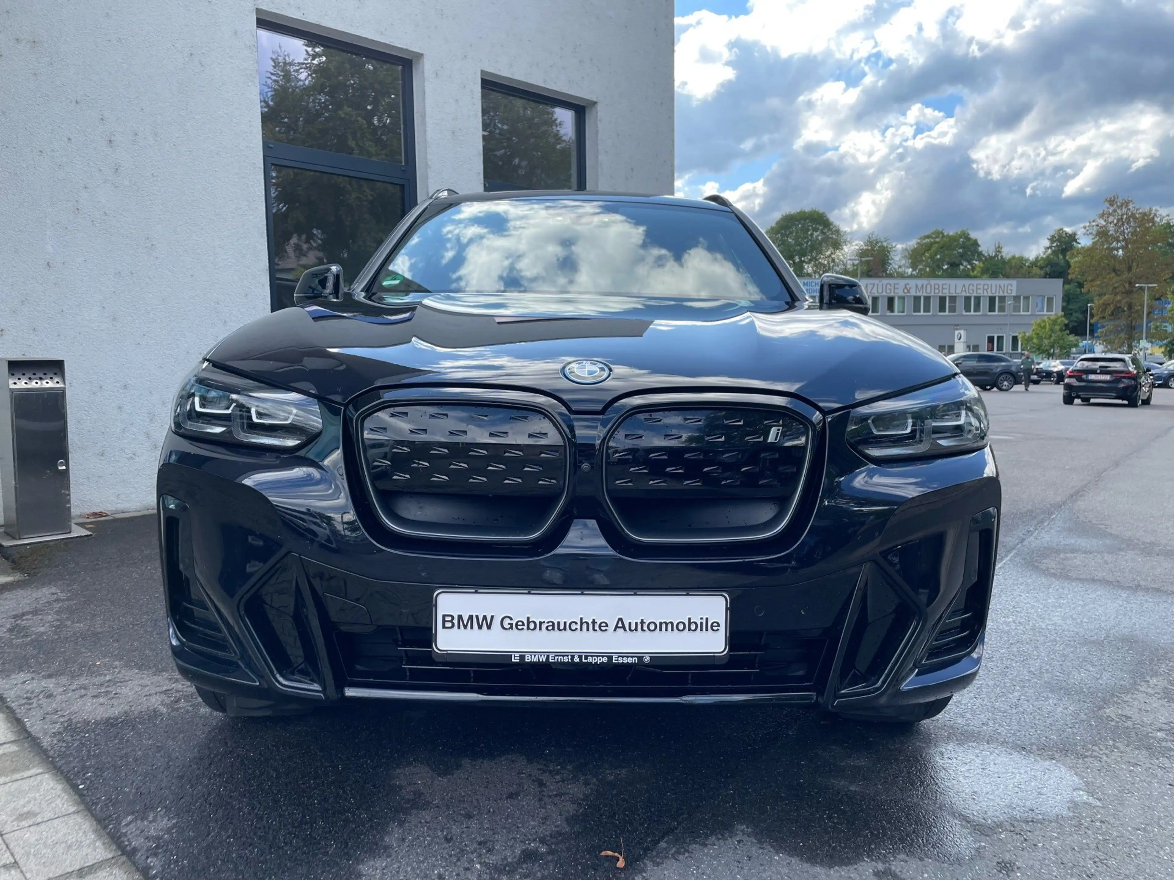 BMW iX3 Impressive || Pano H&K HeadUp AHK Head-Up — photo 25