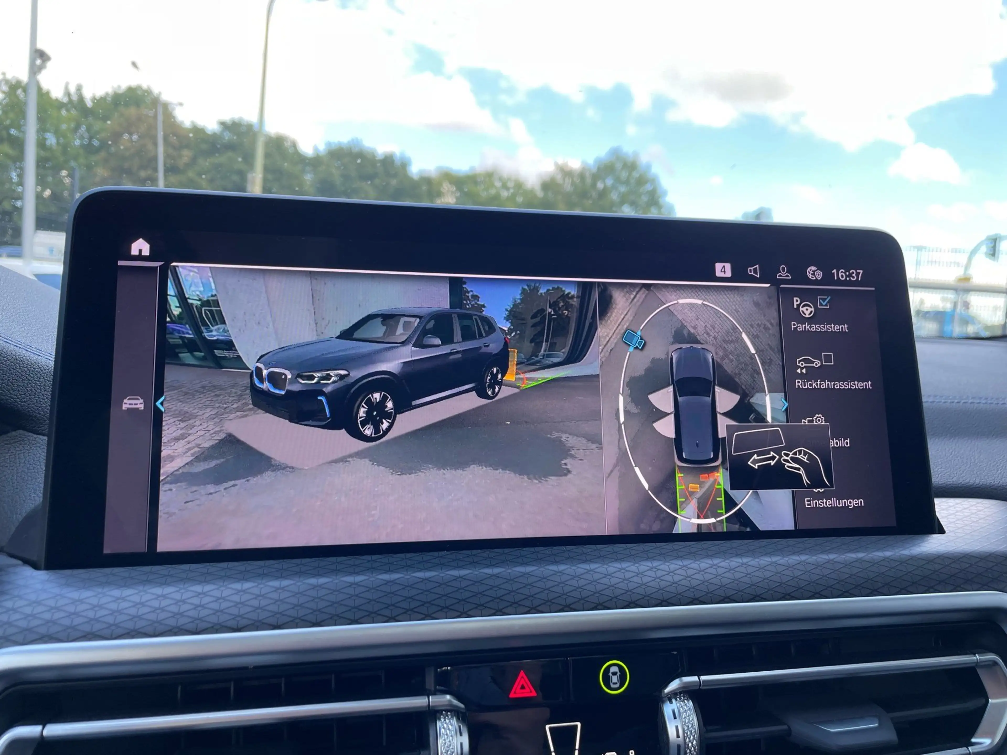 BMW iX3 Impressive || Pano H&K HeadUp AHK Head-Up — photo 15