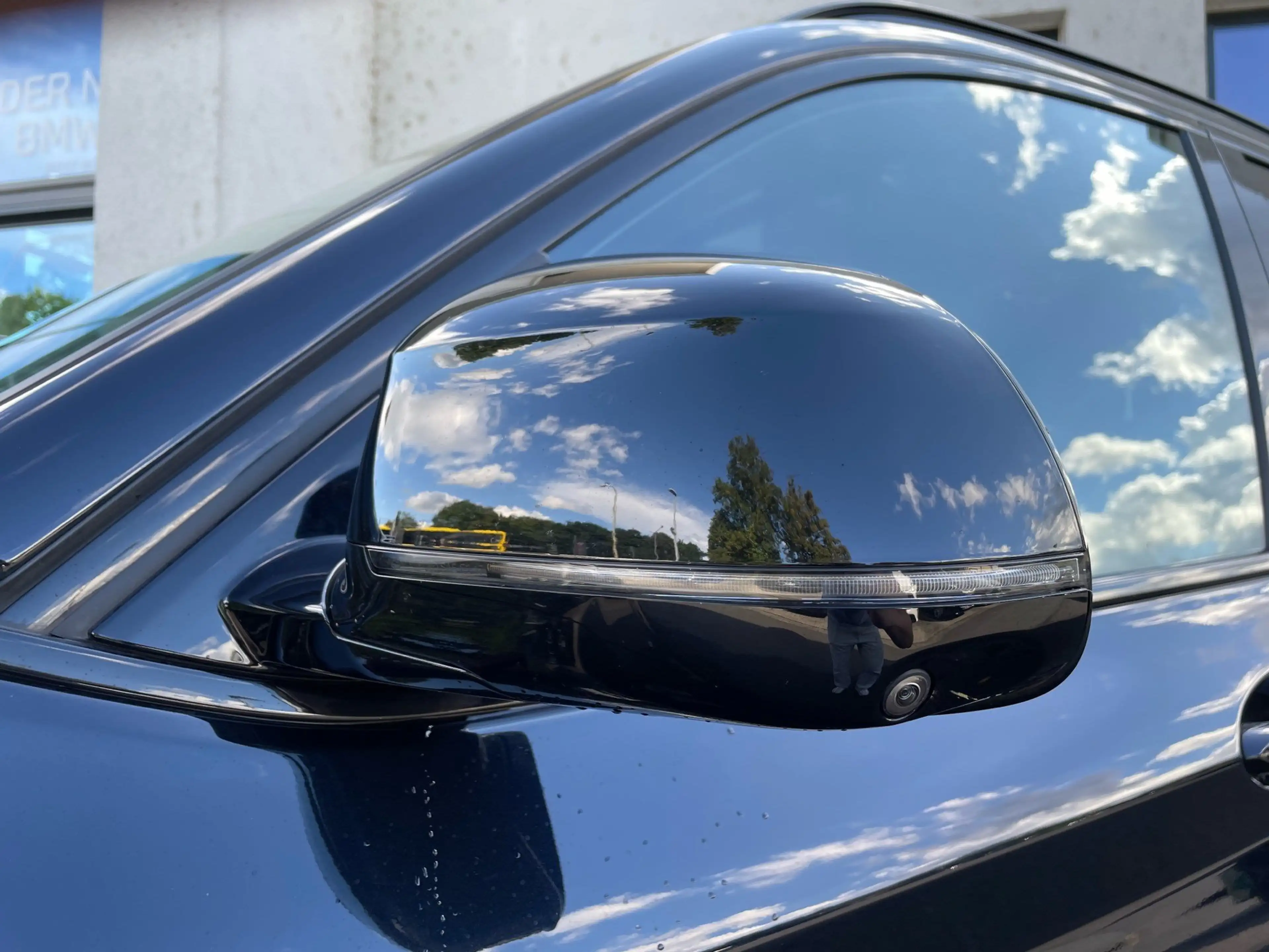 BMW iX3 Impressive || Pano H&K HeadUp AHK Head-Up — photo 30