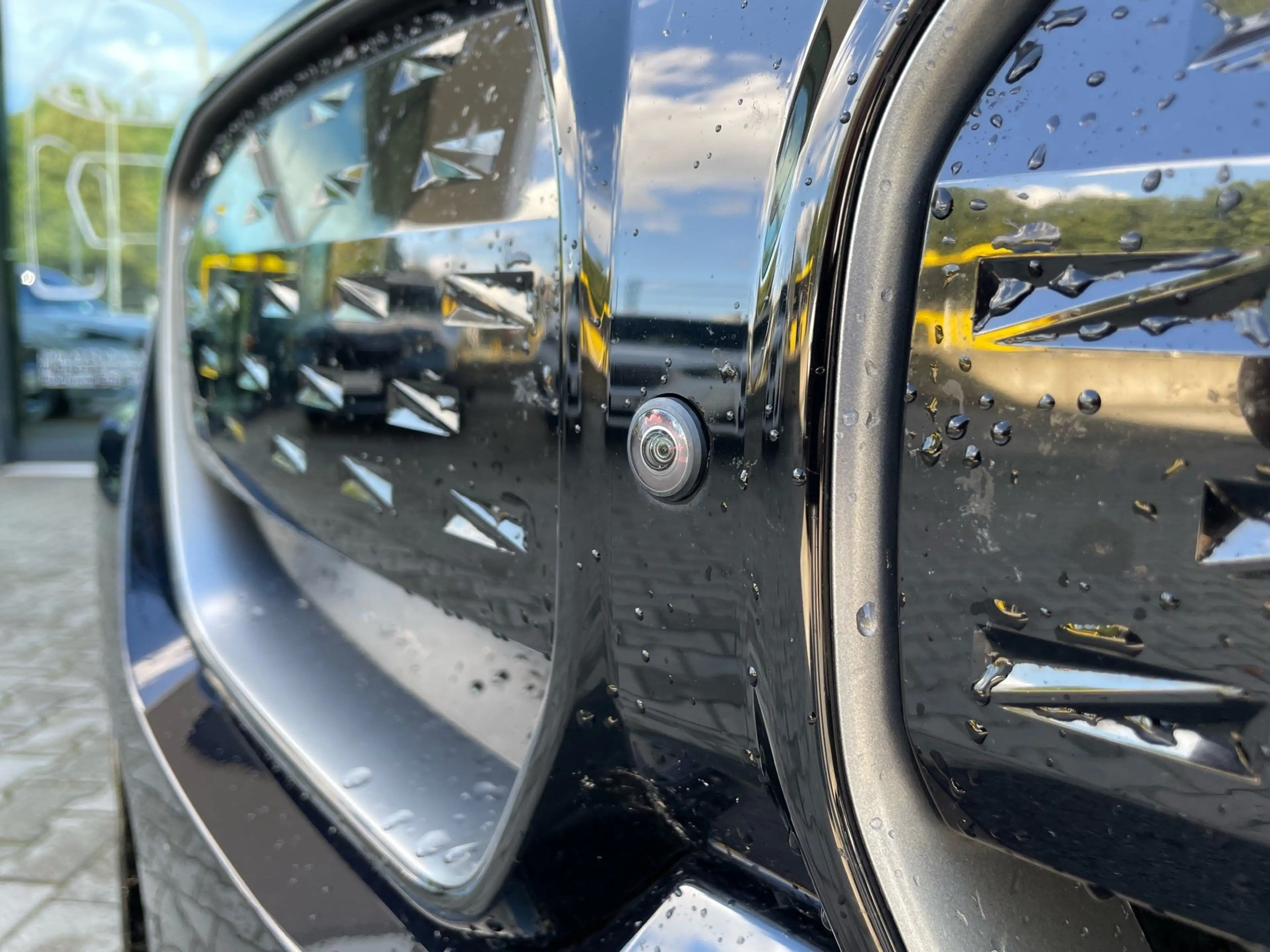 BMW iX3 Impressive || Pano H&K HeadUp AHK Head-Up — photo 28