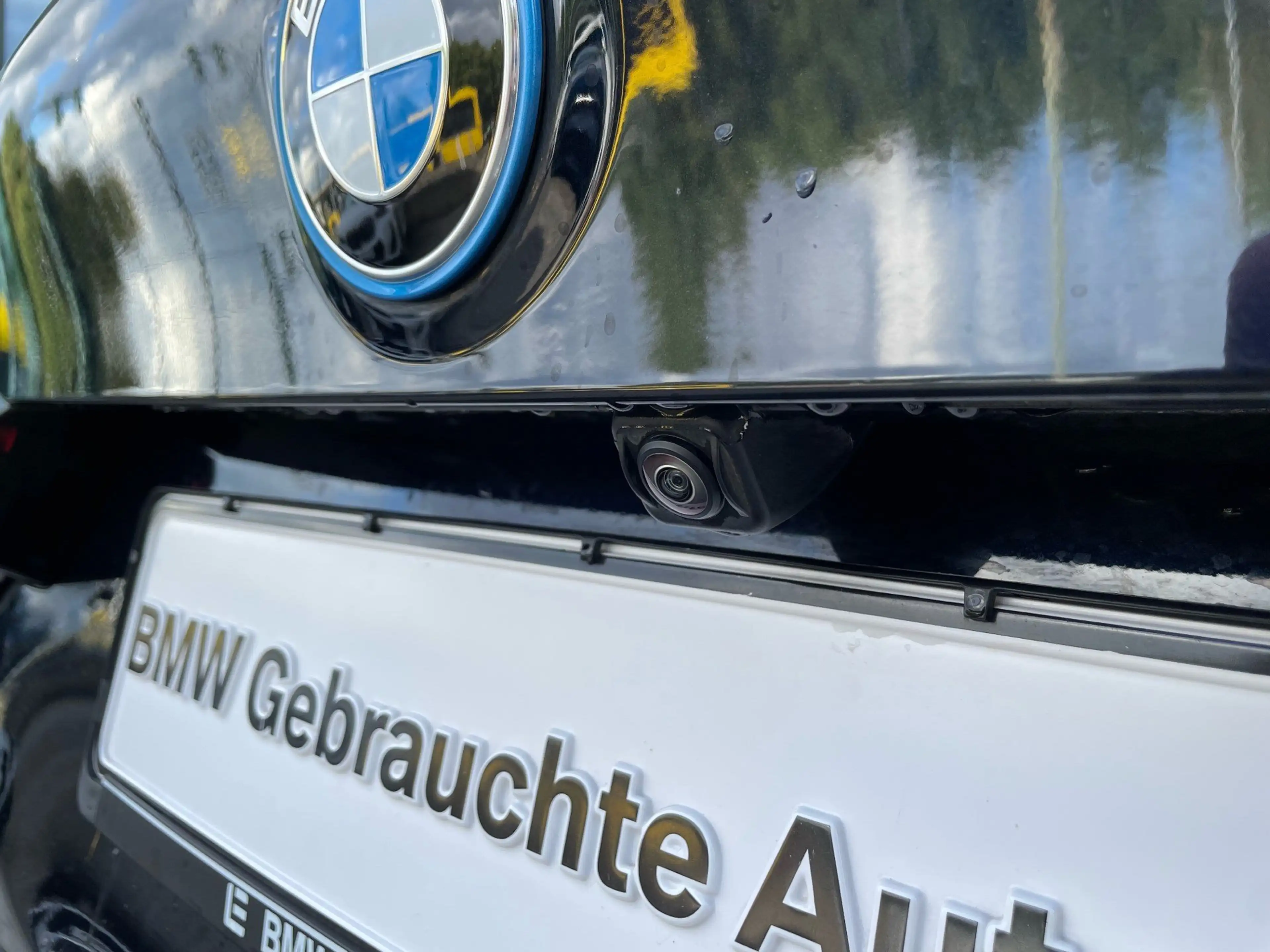 BMW iX3 Impressive || Pano H&K HeadUp AHK Head-Up — photo 34