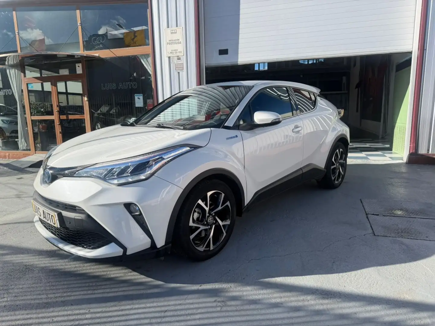 Toyota C-HR 125H Advance Blanco - 1