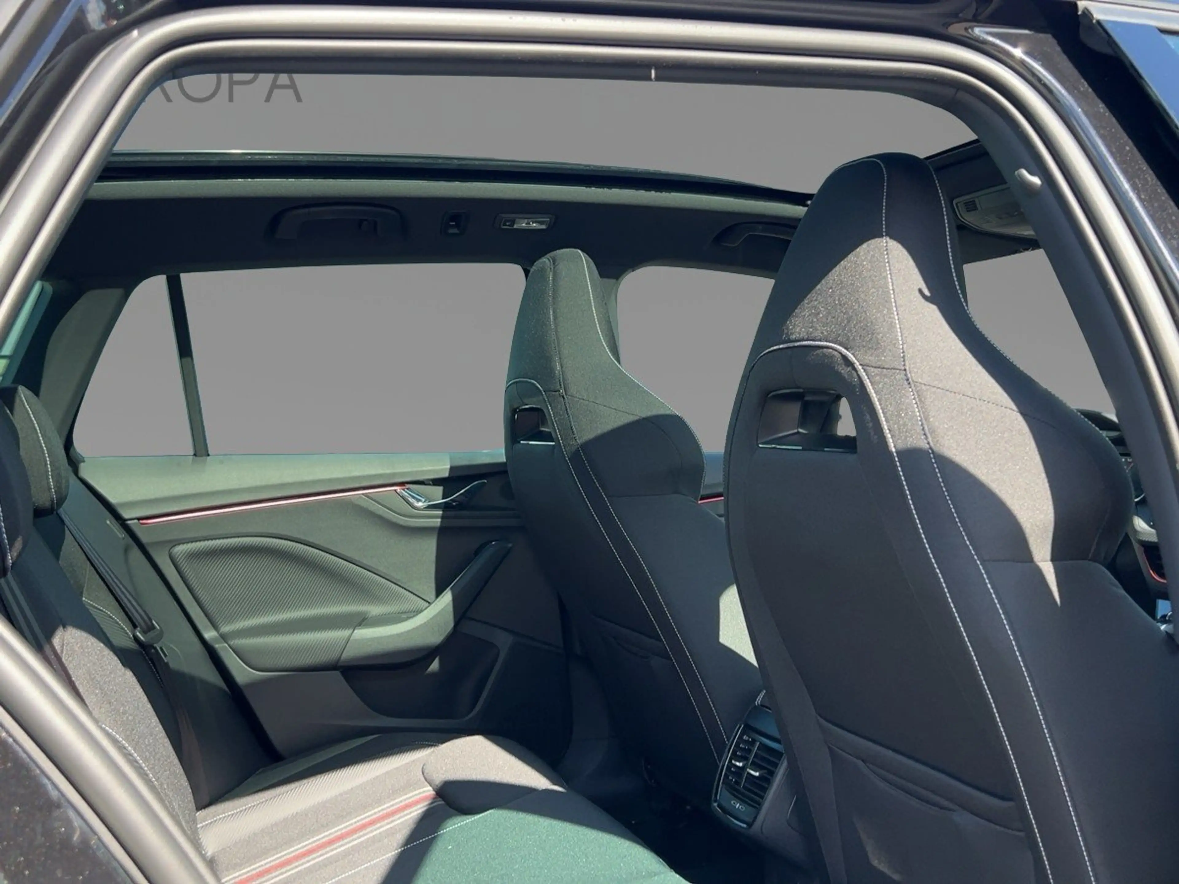 Skoda Kamiq 1.0 TSI Monte Carlo 2xKlima ACC DynLicht — photo 11