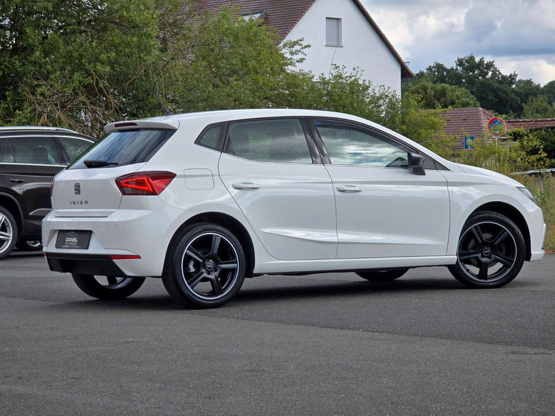 SEAT Ibiza 1.0 TSI Xcellence DSG+KLIMA+ALU+TEMP+PDC — photo 7