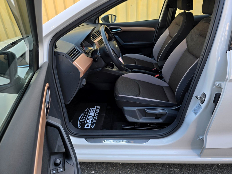 SEAT Ibiza 1.0 TSI Xcellence DSG+KLIMA+ALU+TEMP+PDC — photo 13