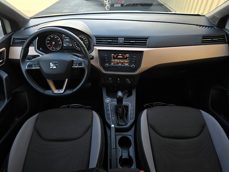 SEAT Ibiza 1.0 TSI Xcellence DSG+KLIMA+ALU+TEMP+PDC — photo 15