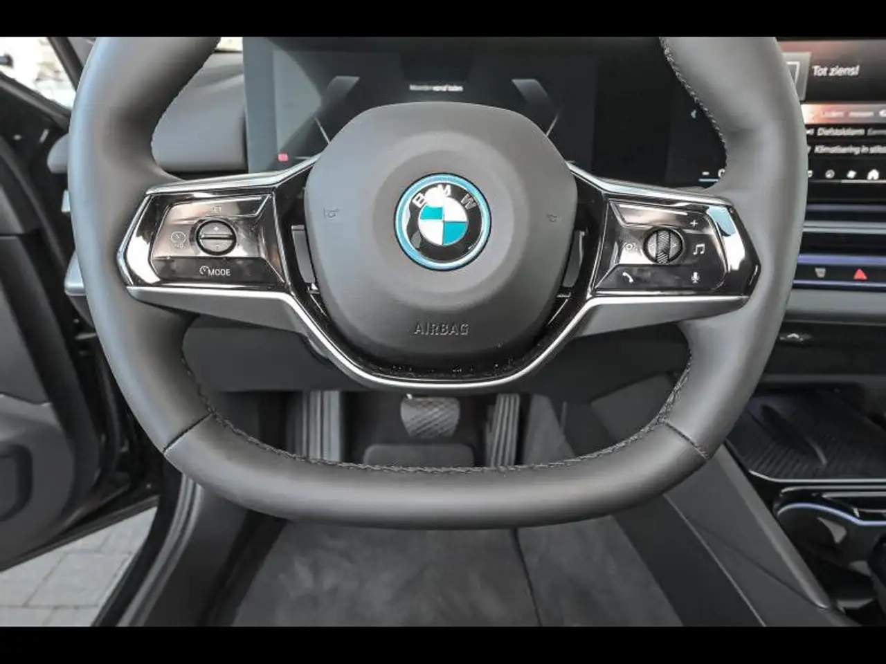 BMW i5 2026 — фото 9