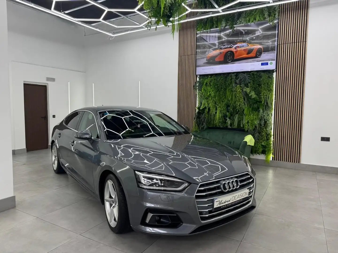 Audi A5 35 TFSI 110kW (150CV) S tronic Sportback Grau - 1