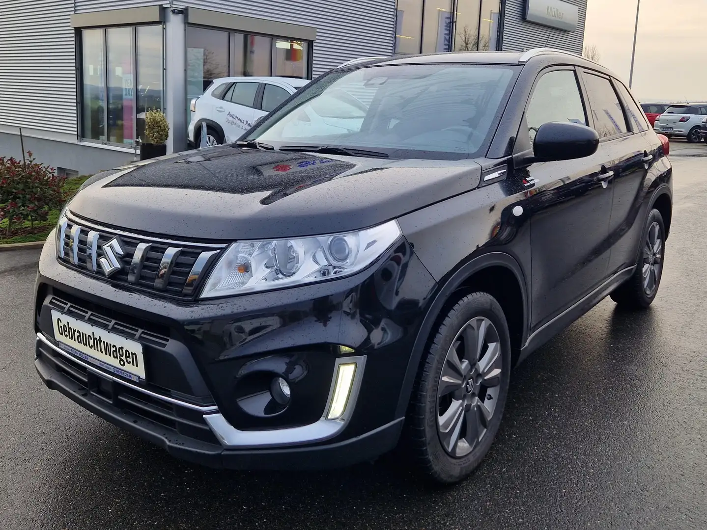 Suzuki Vitara Vitara 1.0 Boosterjet Allgrip Aut. Comfort Schwarz - 1