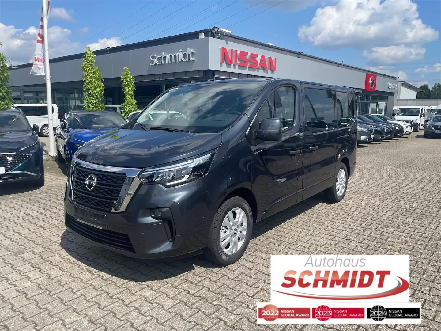 Nissan Primastar dCi170 DCT Kombi L1H1 Tekna 8 Sitzer Grau - 1
