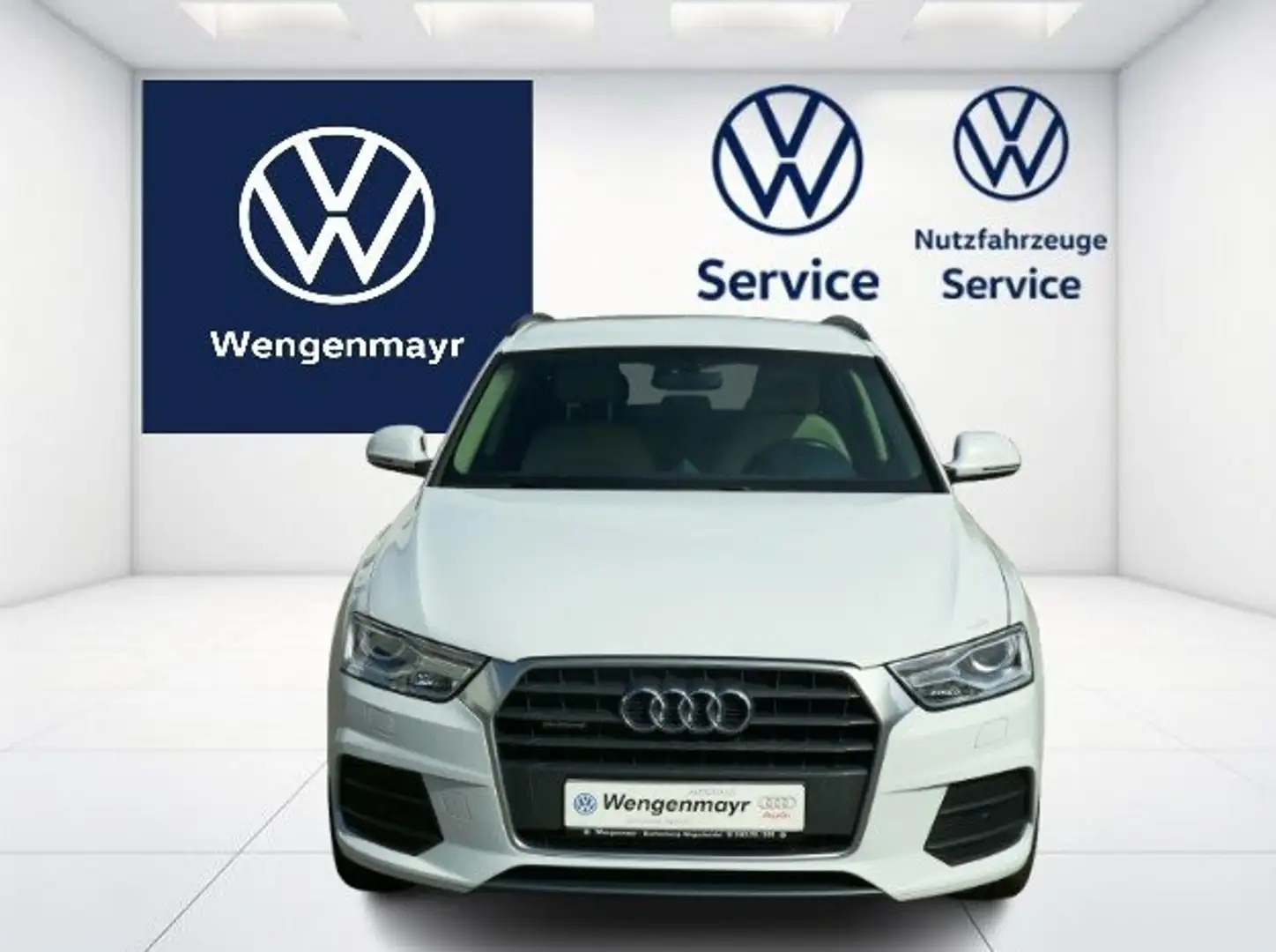 Audi Q3 design quattro mit Winterreifen Weiß - 2